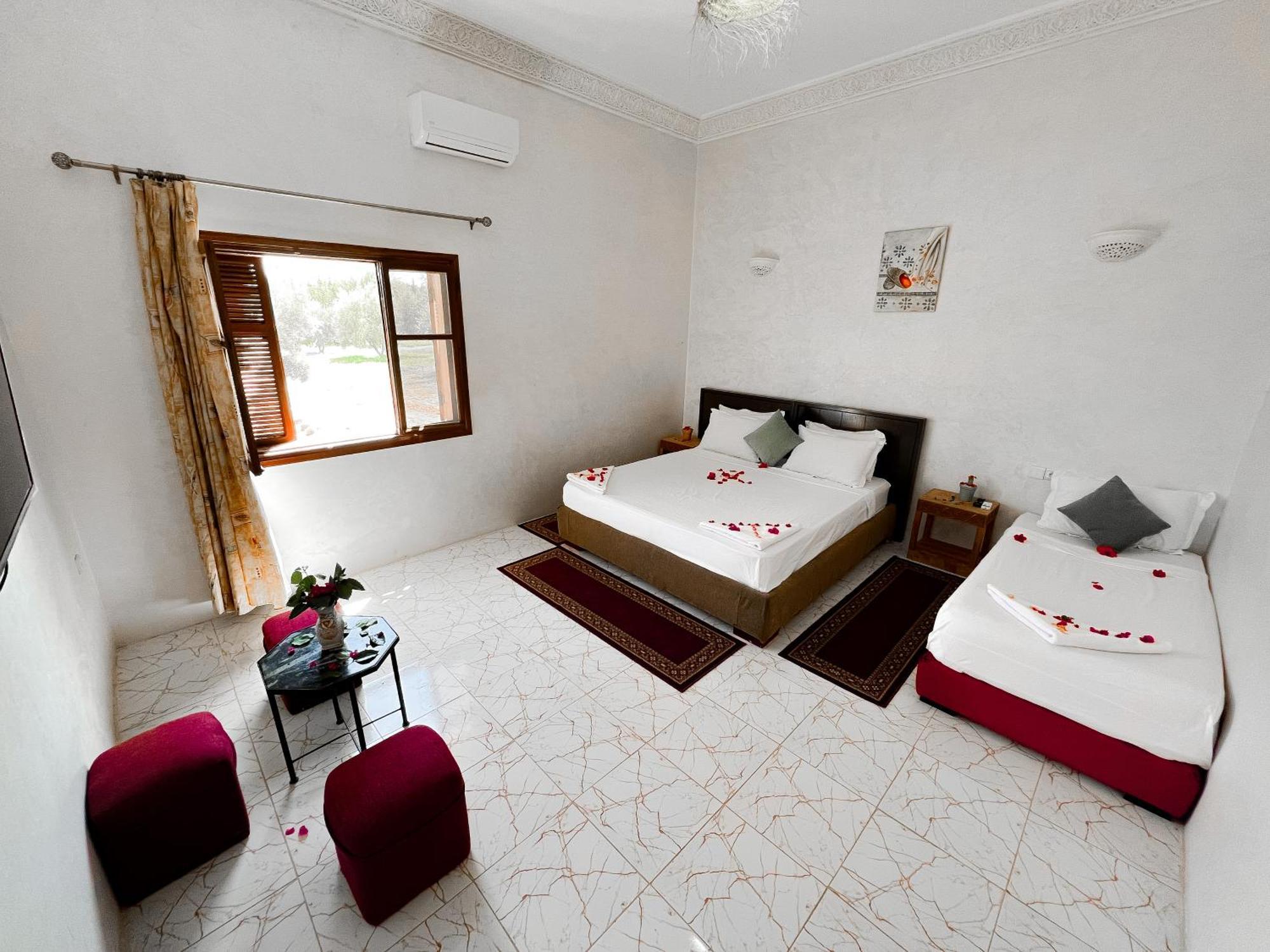 Sidi Abdallah Ghiat Guest House Qodwa מראה חיצוני תמונה